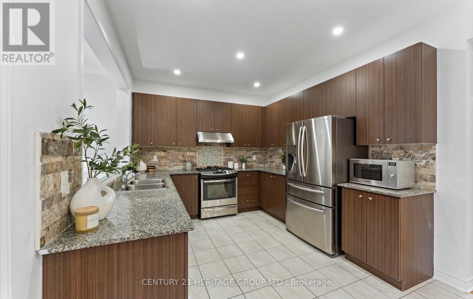 1548 Winville Road, Pickering, Ontario  L1X 0C5 - Photo 12 - E12694778