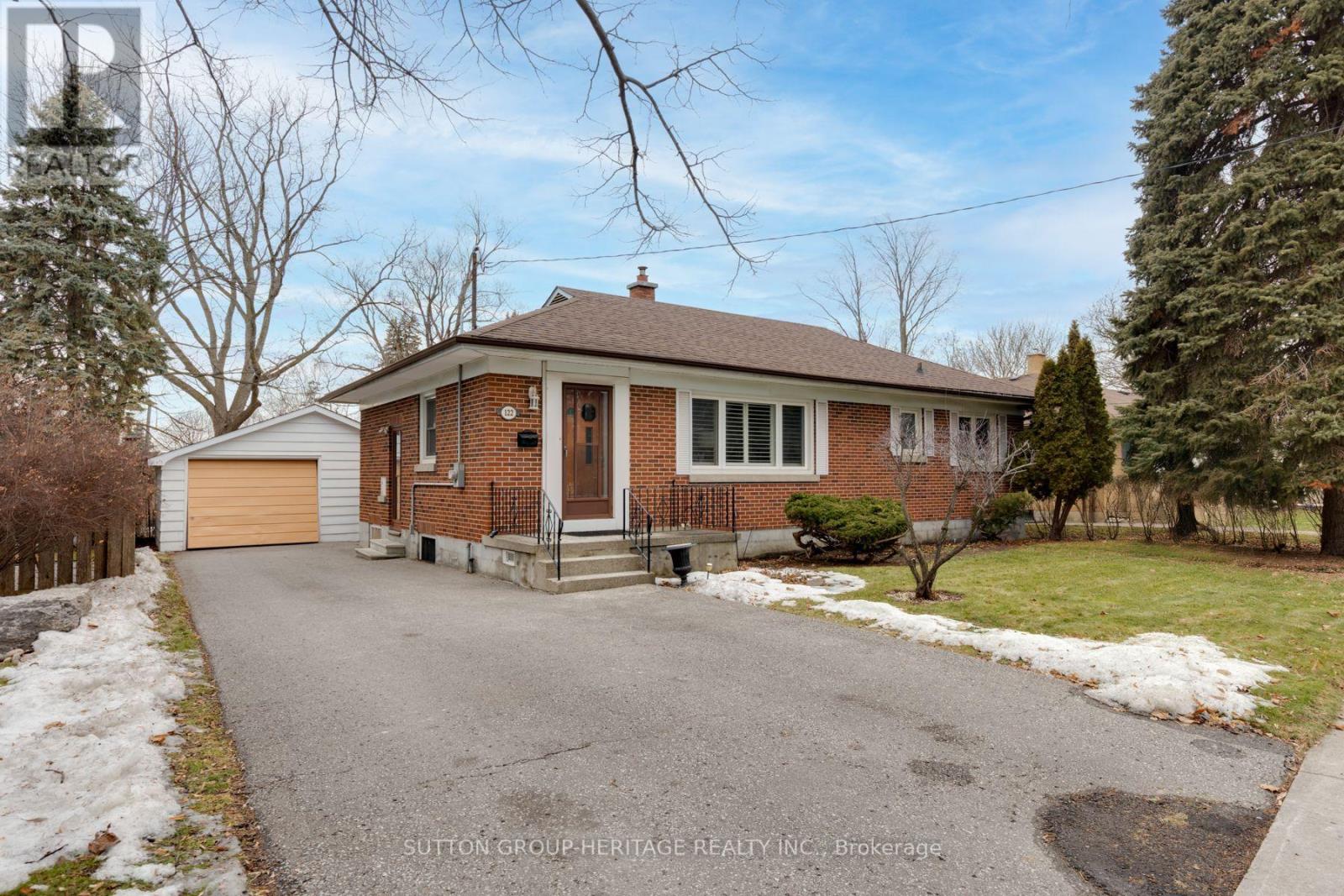 122 EUCLID STREET, Whitby, Ontario