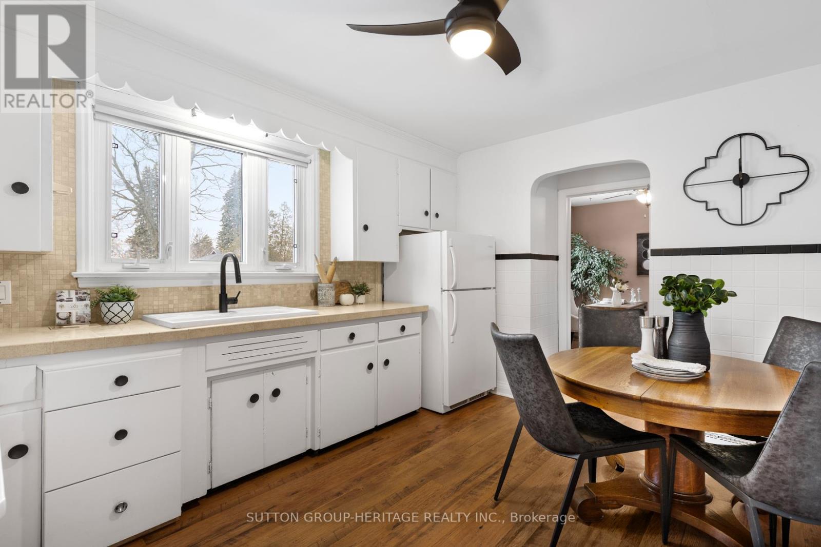 122 Euclid Street, Whitby, Ontario  L1N 5B1 - Photo 14 - E12694926