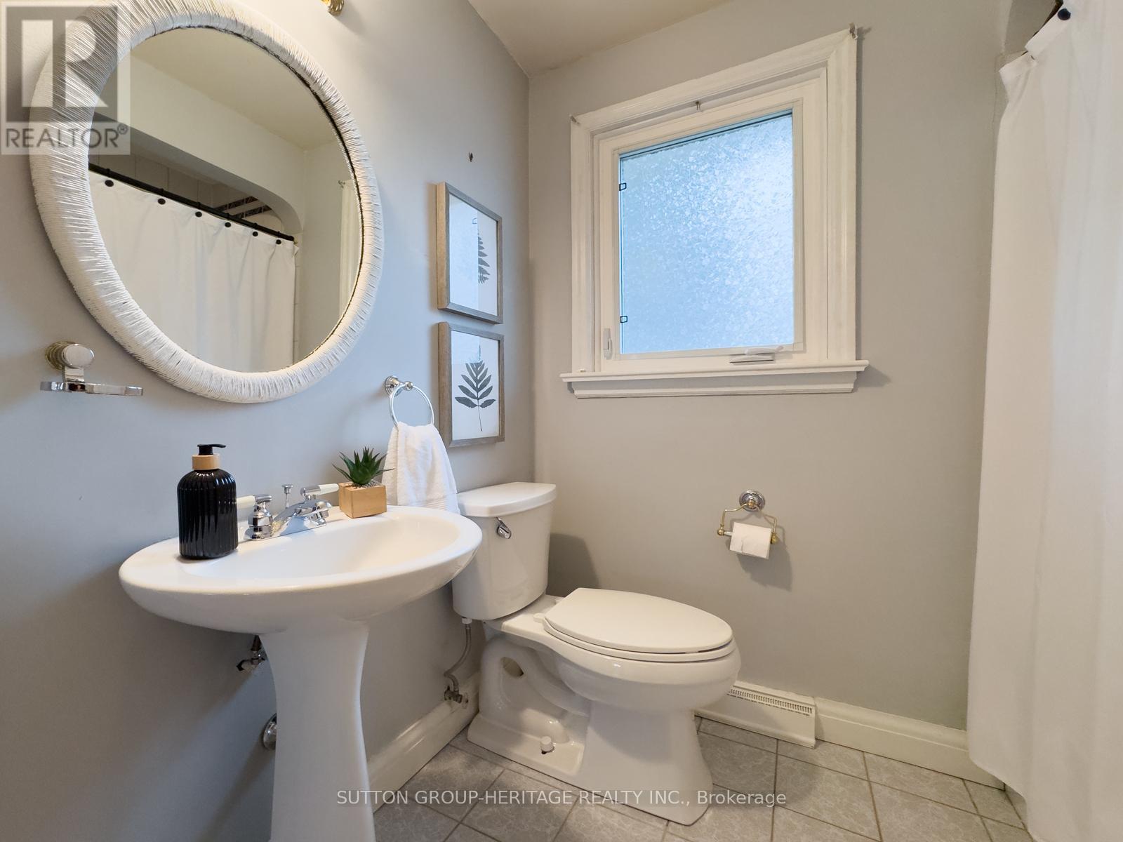 122 Euclid Street, Whitby, Ontario  L1N 5B1 - Photo 29 - E12694926