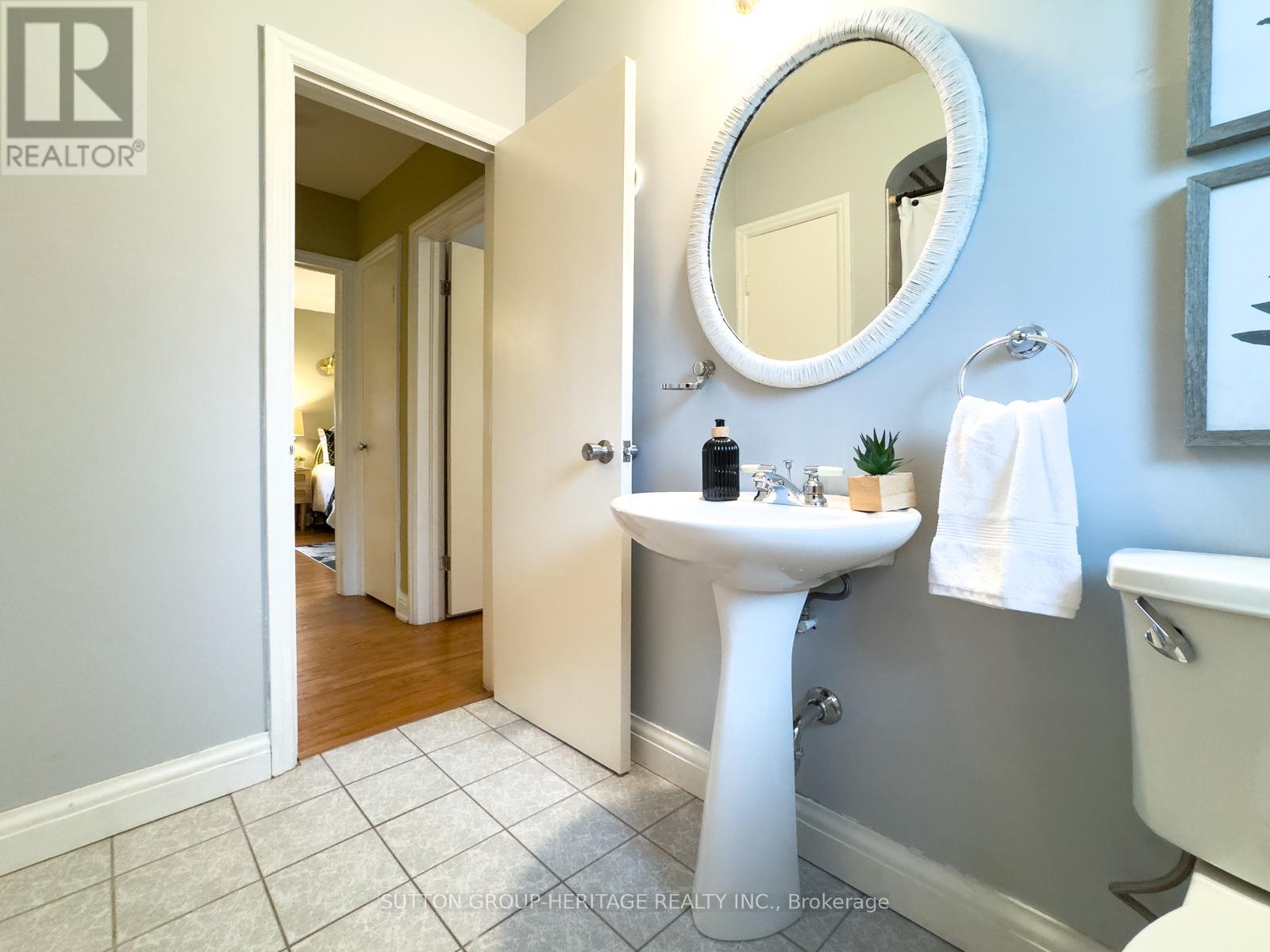 122 Euclid Street, Whitby, Ontario  L1N 5B1 - Photo 30 - E12694926