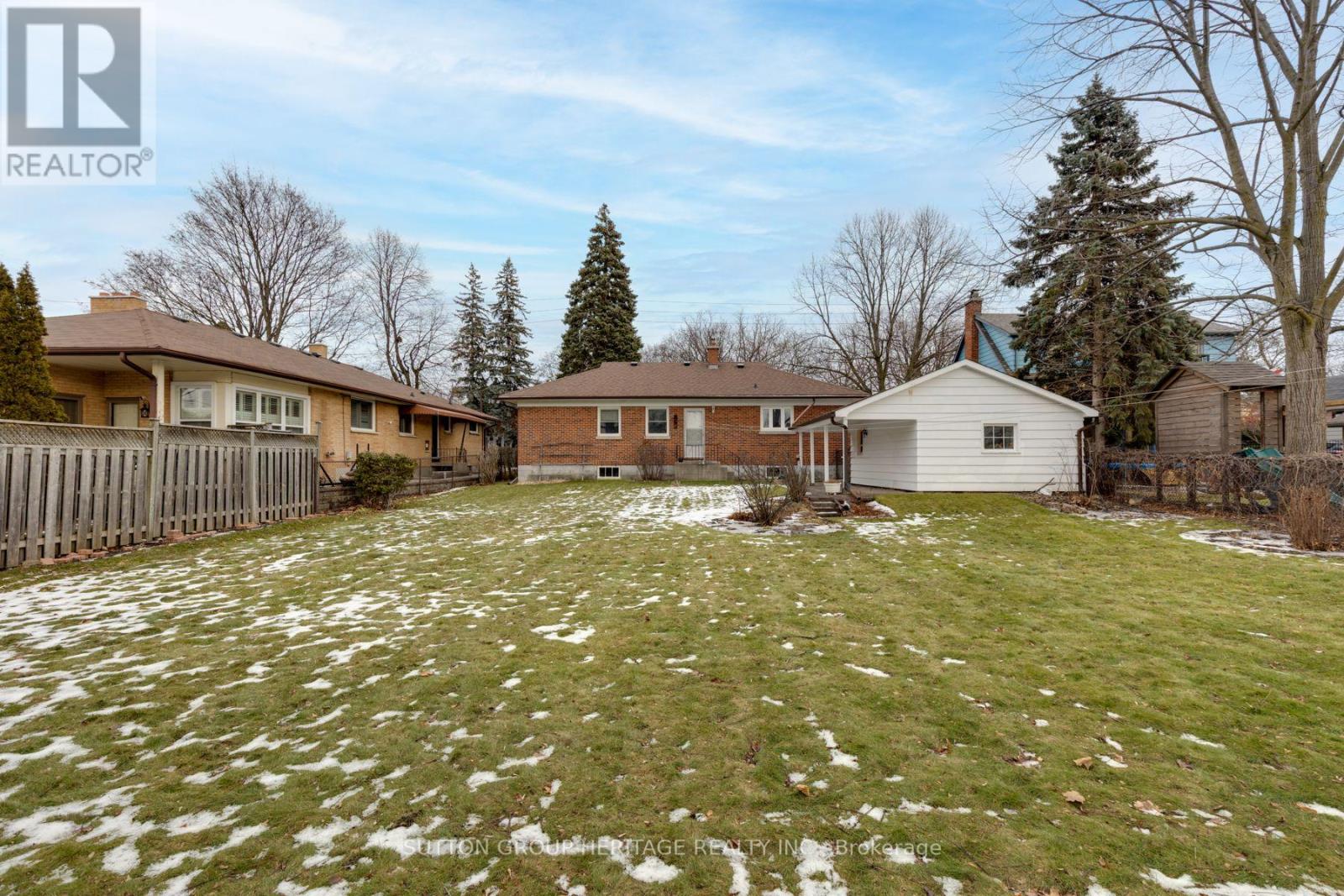 122 Euclid Street, Whitby, Ontario  L1N 5B1 - Photo 45 - E12694926