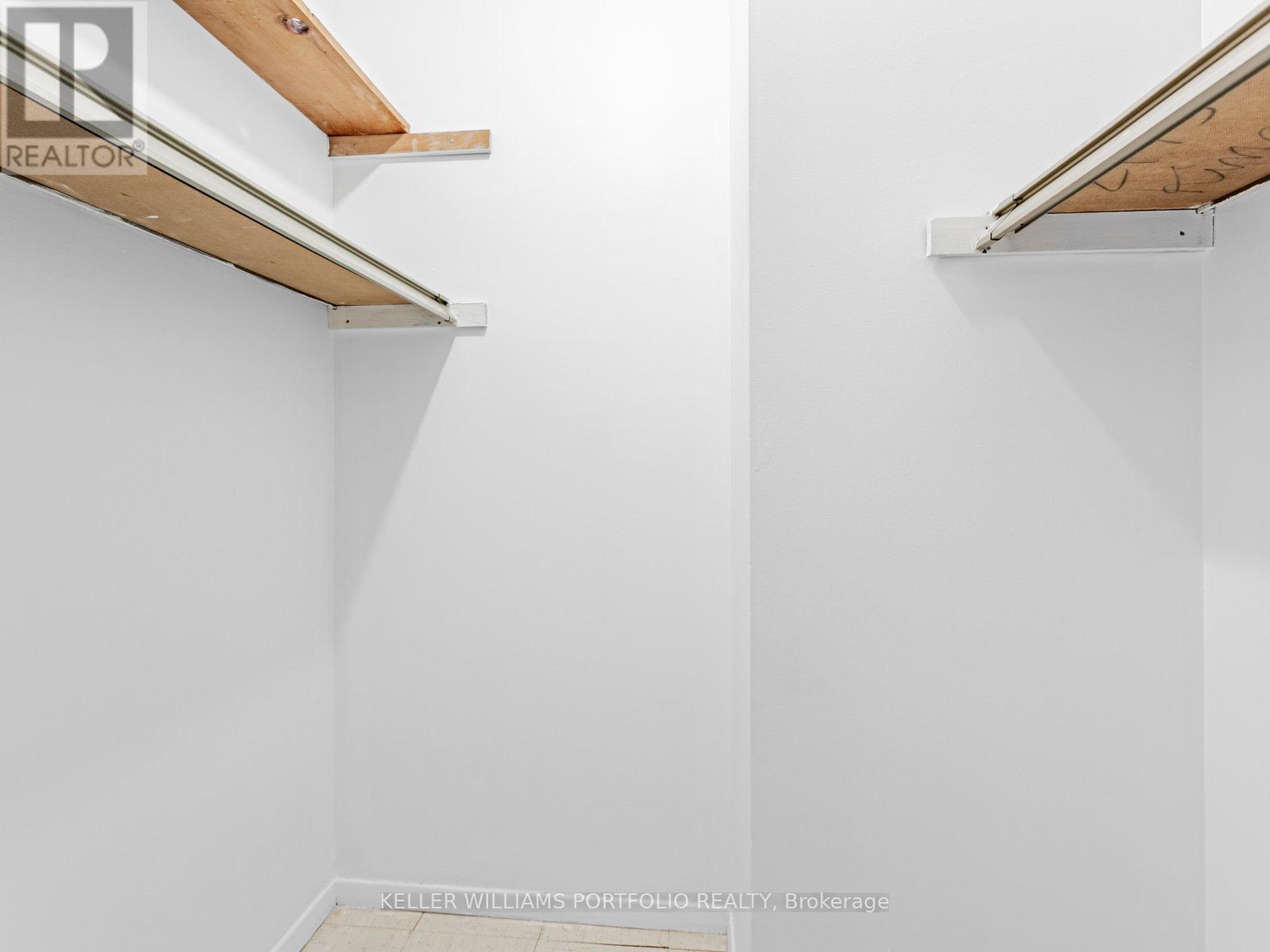 2115 - 390 Dixon Road, Toronto, Ontario  M9R 1T4 - Photo 13 - W12694662