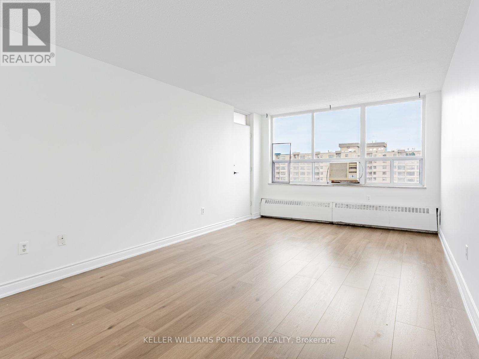 2115 - 390 DIXON ROAD, Toronto, Ontario