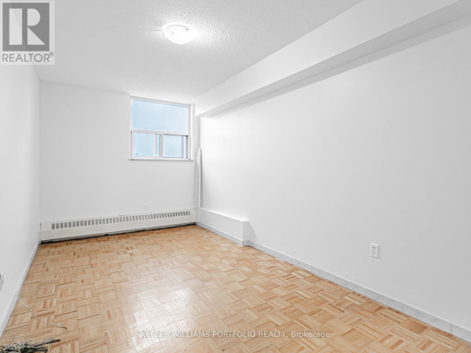 2115 - 390 Dixon Road, Toronto, Ontario  M9R 1T4 - Photo 10 - W12694662