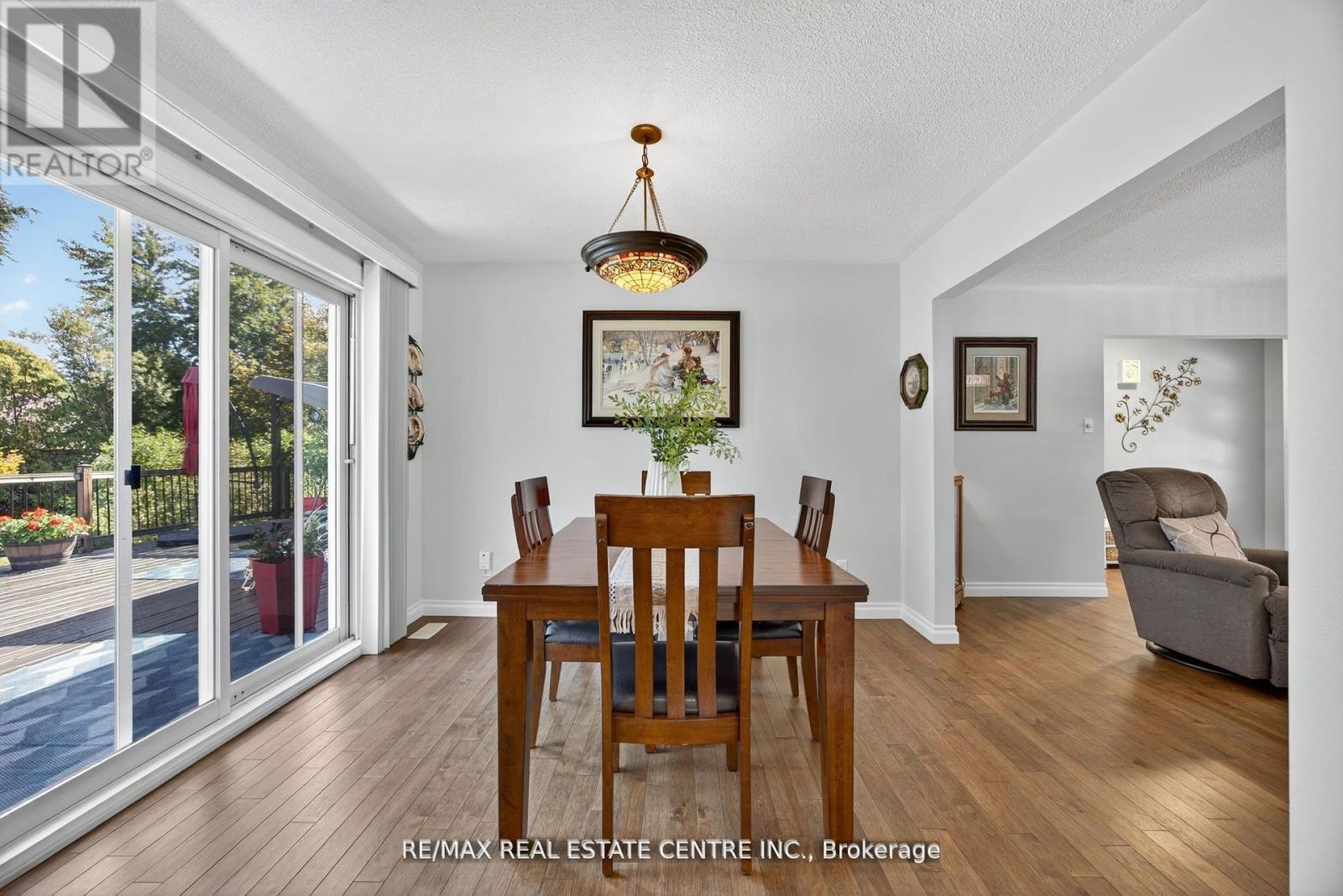 3047 Sandy Cove Drive, Innisfil, Ontario  L9S 2K1 - Photo 10 - N12694764