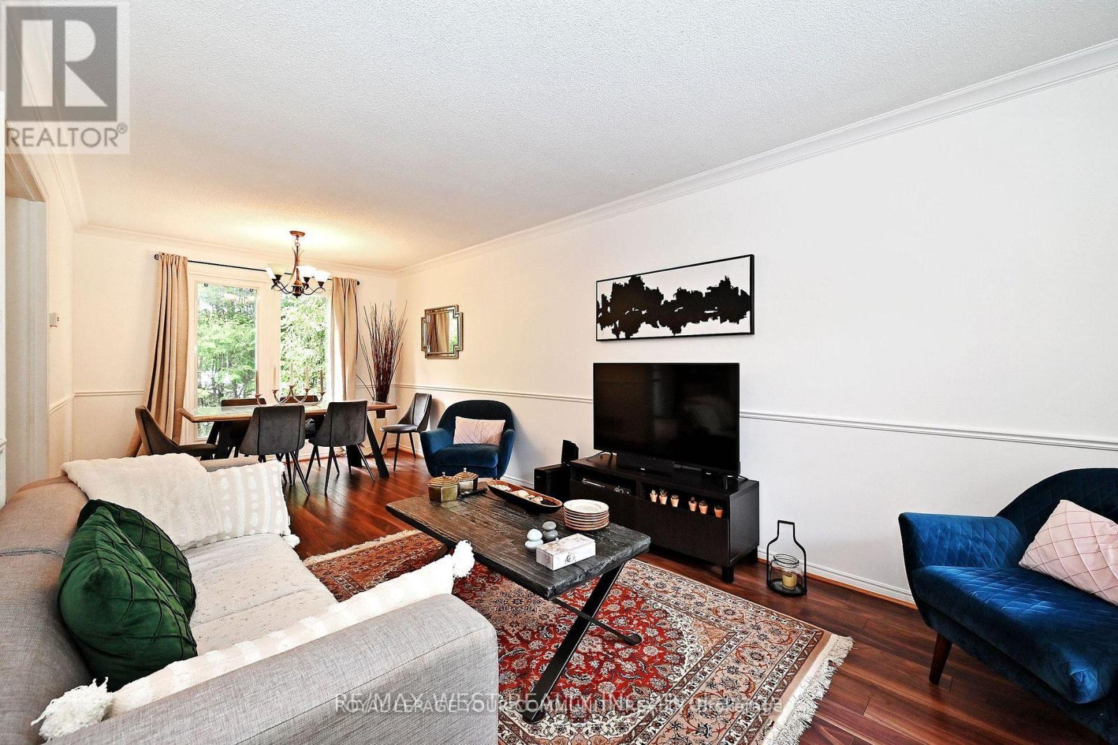 348 Brownridge Drive, Vaughan, Ontario  L4J 5W9 - Photo 6 - N12694768