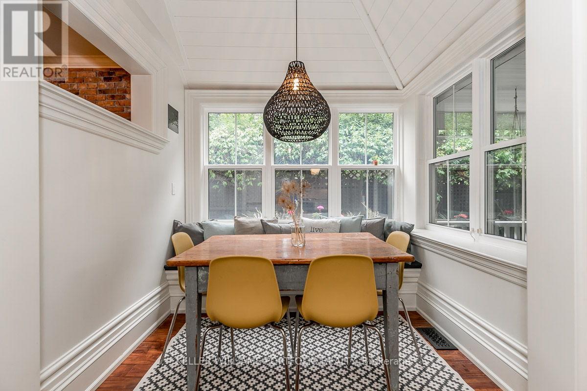 27 Catherine Avenue, Aurora, Ontario  L4G 1K4 - Photo 11 - N12694800