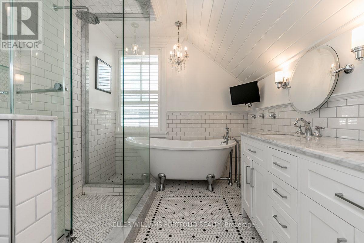 27 Catherine Avenue, Aurora, Ontario  L4G 1K4 - Photo 24 - N12694800