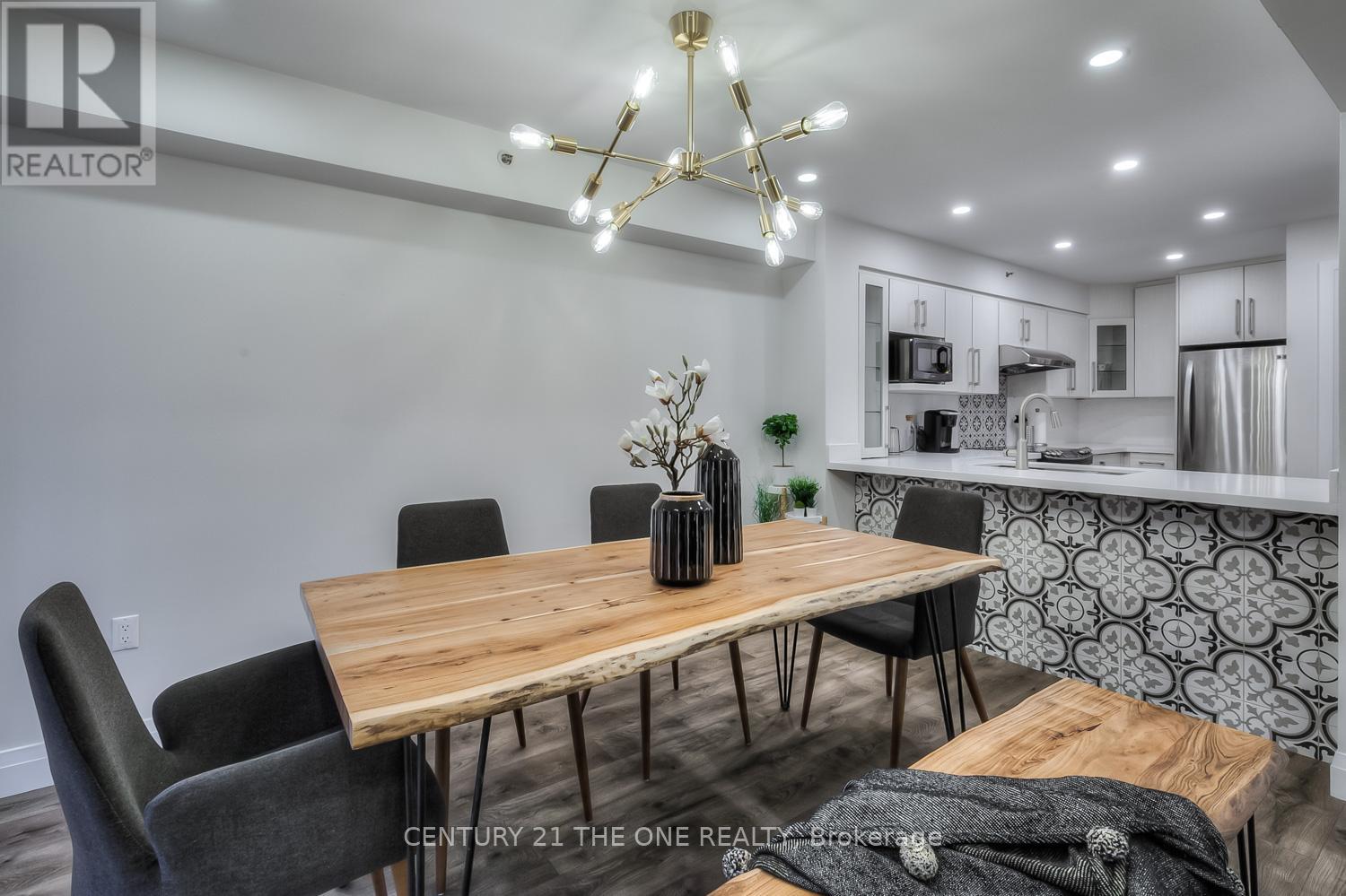 710 - 75 Weldrick Road E, Richmond Hill, Ontario  L4C 0H9 - Photo 7 - N12694824