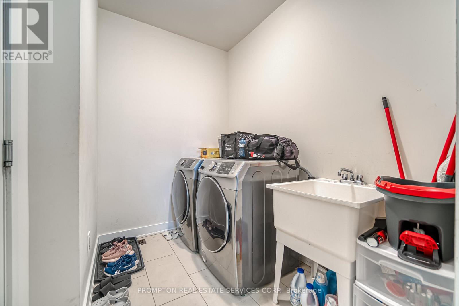 48 Helliwell Crescent, Richmond Hill, Ontario  L4E 1C4 - Photo 30 - N12694832