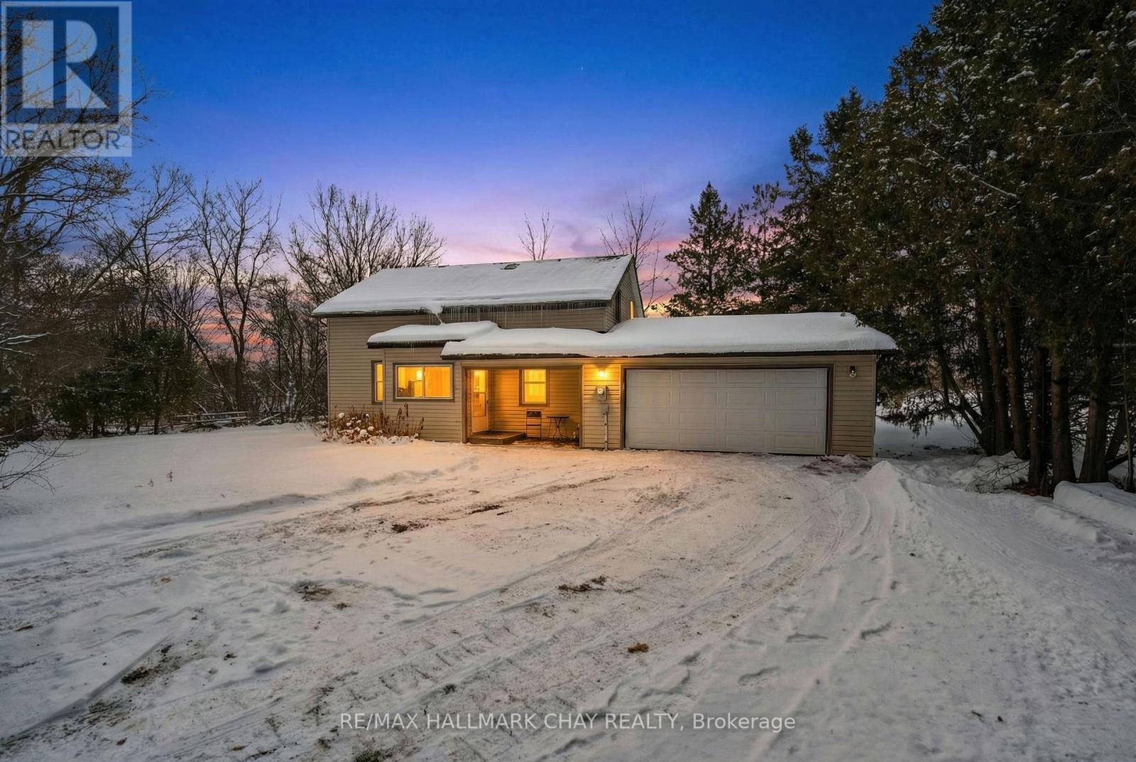 3324 Penetanguishene Road, Oro-Medonte (Craighurst), Ontario  L4M 4Y8 - Photo 1 - S12694816