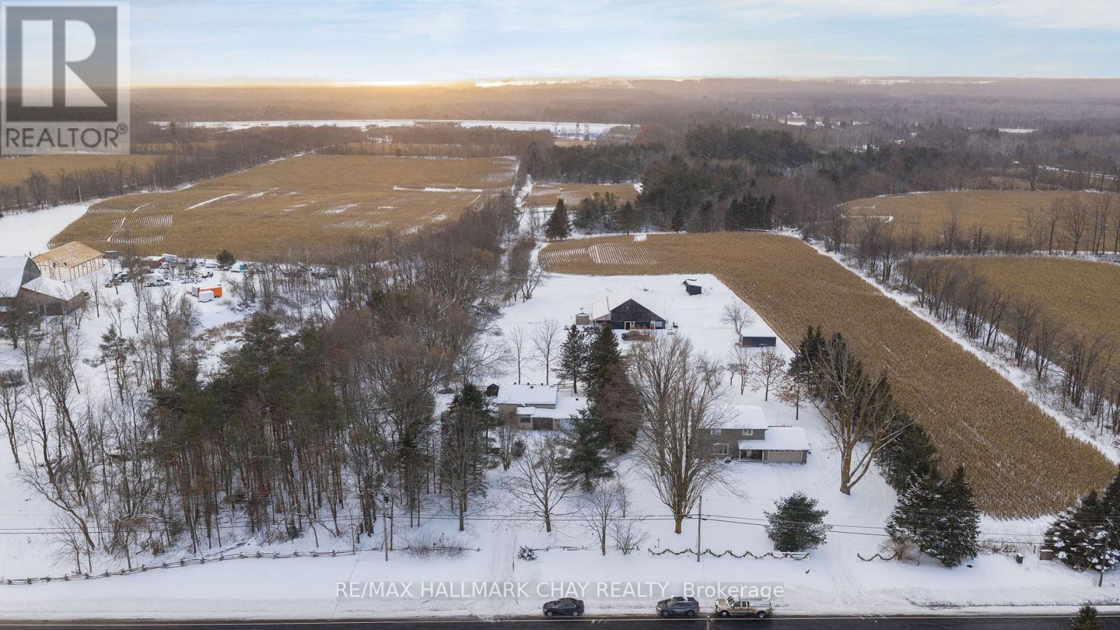 3324 Penetanguishene Road, Oro-Medonte (Craighurst), Ontario  L4M 4Y8 - Photo 35 - S12694816