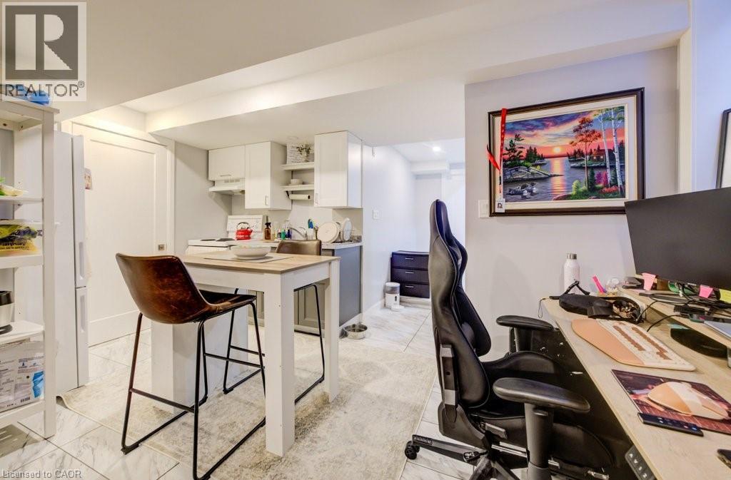 33 Orchid Crescent, Kitchener, Ontario  N2E 3N3 - Photo 22 - 40797408