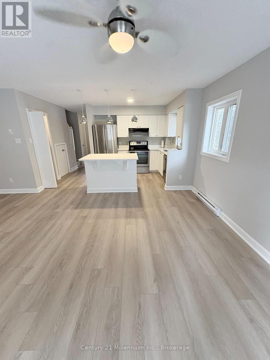 60 - 22 Ramblings Way E, Collingwood, Ontario  L9Y 5C6 - Photo 2 - S12694966