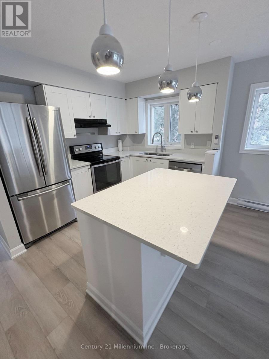 60 - 22 Ramblings Way E, Collingwood, Ontario  L9Y 5C6 - Photo 3 - S12694966