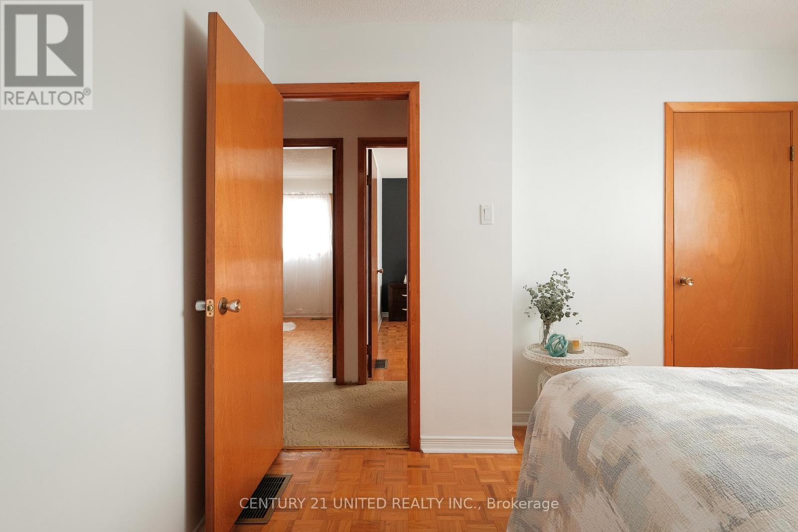 21 Rideau Crescent, Peterborough, Ontario  K9J 1G7 - Photo 12 - X12695070