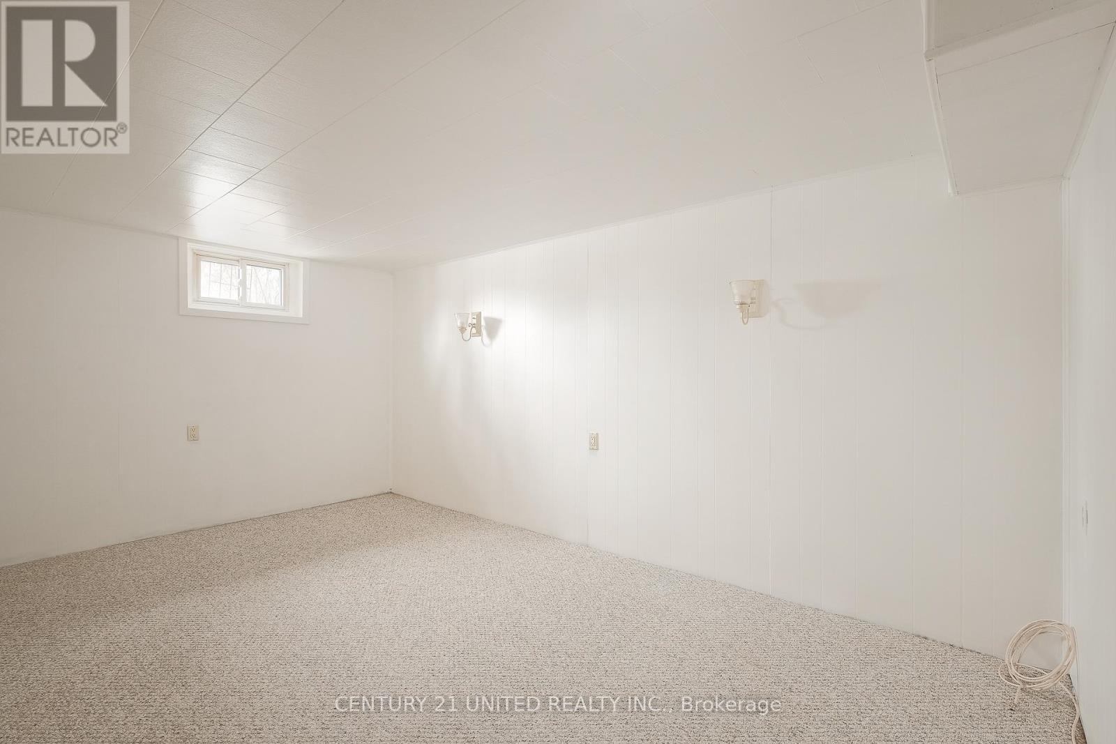 21 Rideau Crescent, Peterborough, Ontario  K9J 1G7 - Photo 17 - X12695070