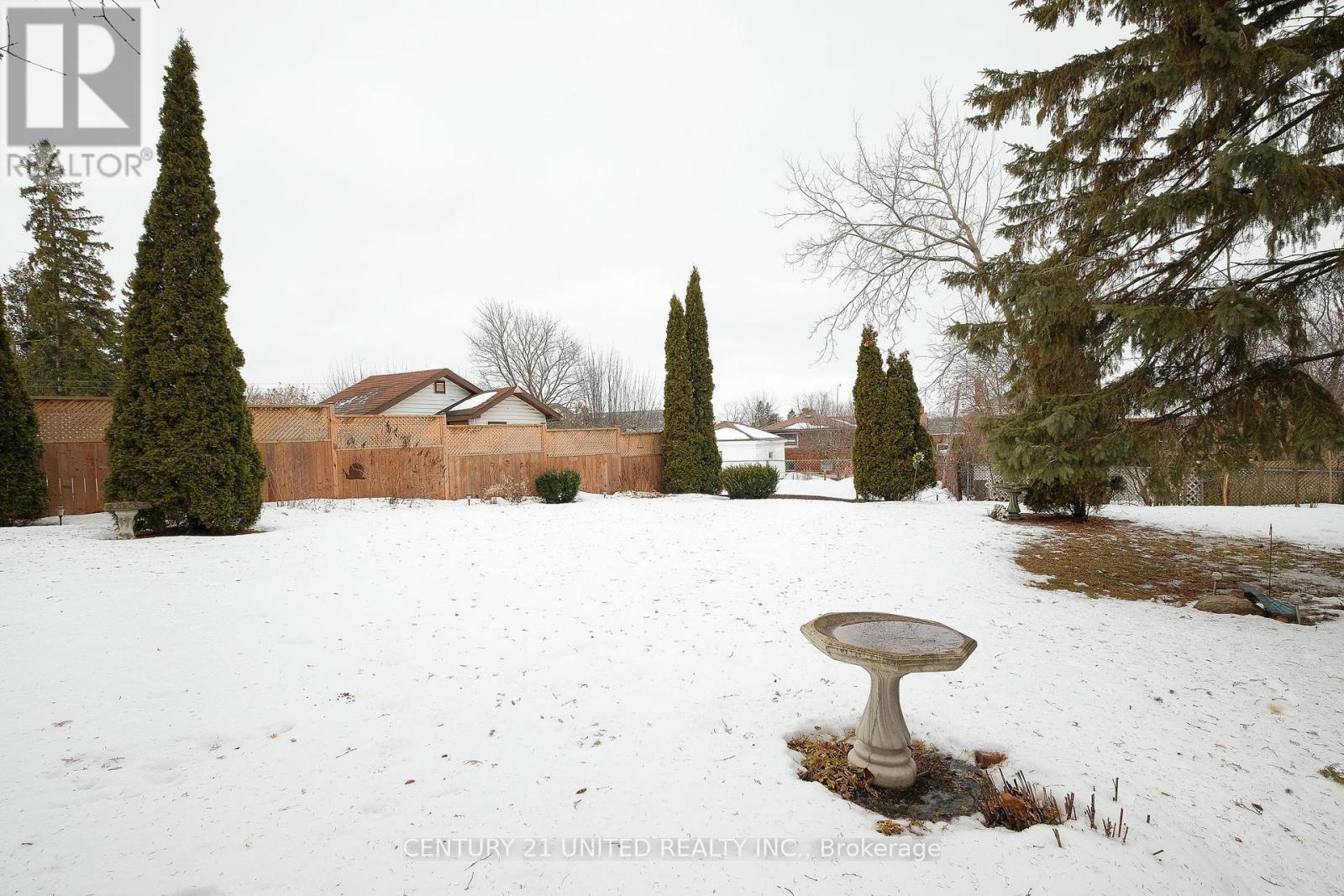 21 Rideau Crescent, Peterborough, Ontario  K9J 1G7 - Photo 28 - X12695070