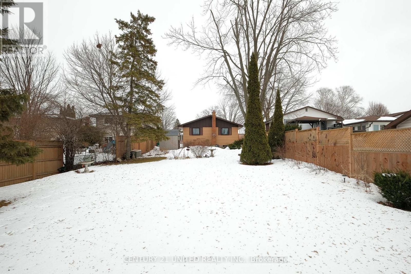 21 Rideau Crescent, Peterborough, Ontario  K9J 1G7 - Photo 29 - X12695070
