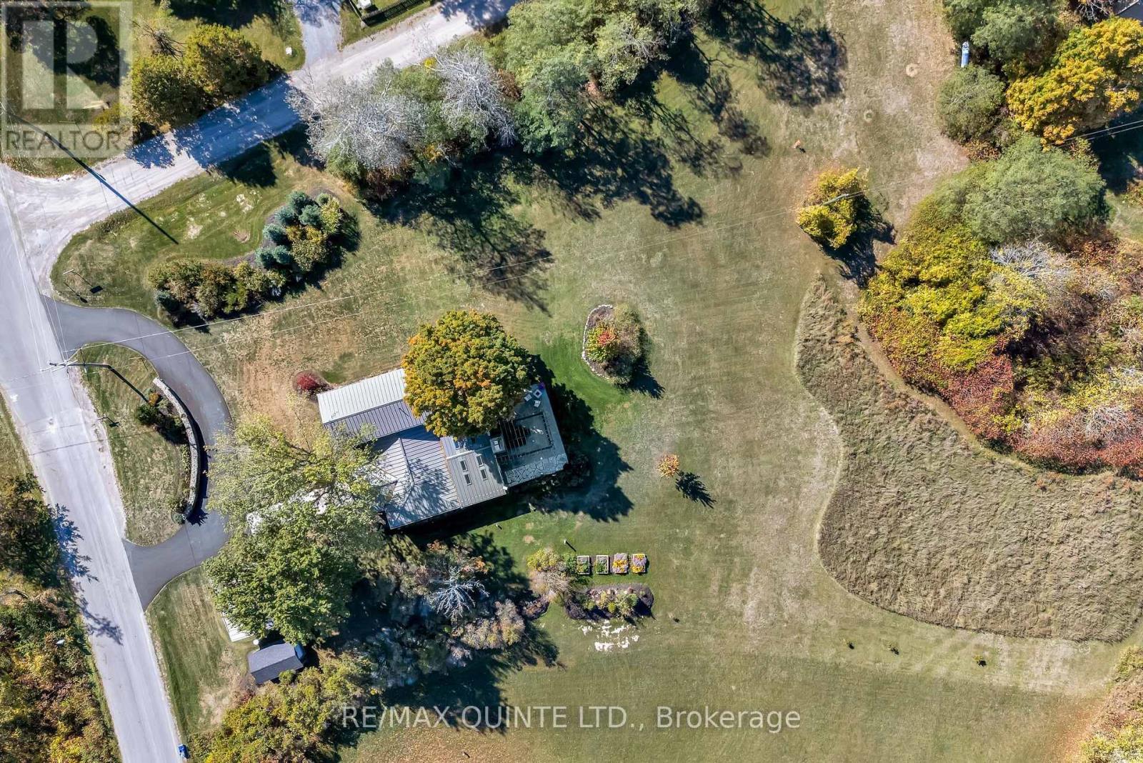 1245 Miller Road, Prince Edward County, Ontario  K0K 2T0 - Photo 9 - X12695168