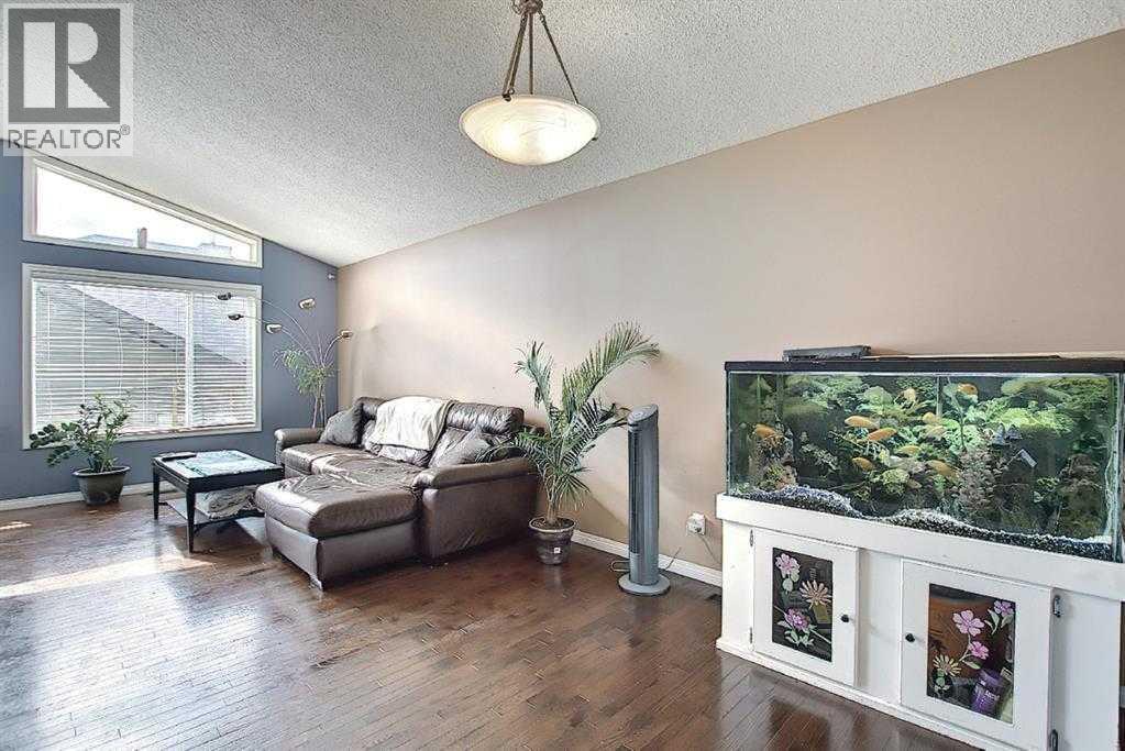 1 Prestwick Mount Se, Calgary, Alberta  T2Z 4P5 - Photo 7 - A2276894