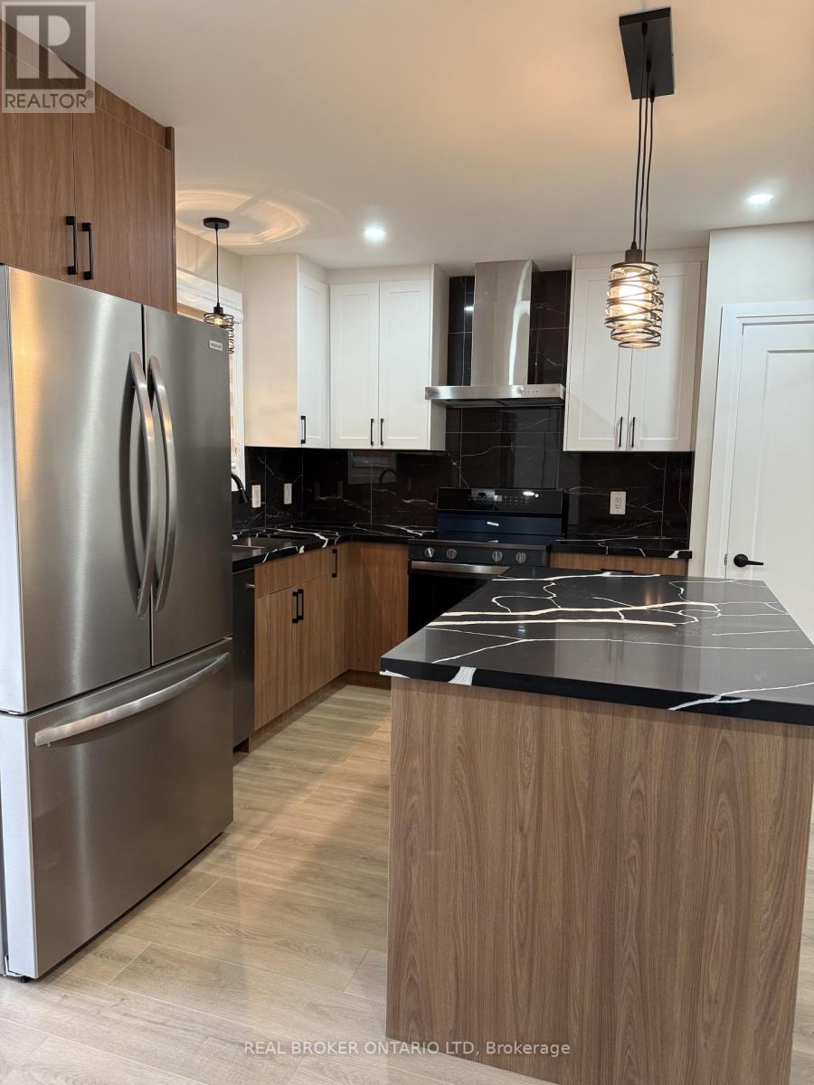 (Upper) - 294 Burlington Crescent, London South, Ontario  N5Z 3G5 - Photo 7 - X12695014