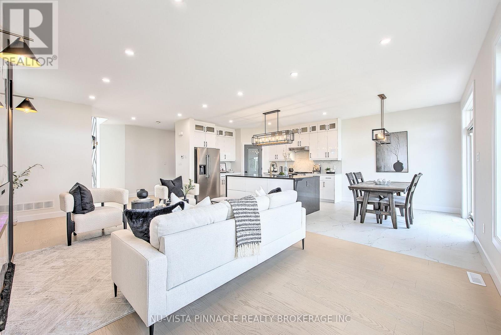 4248 Liberty Crossing, London South, Ontario  N6P 1J9 - Photo 11 - X12695276