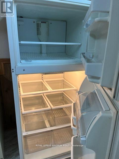 Lower - 48 Plowshare Crescent, Toronto, Ontario  M9V 4Y2 - Photo 11 - W12694796