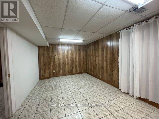 Lower - 48 Plowshare Crescent, Toronto, Ontario  M9V 4Y2 - Photo 20 - W12694796