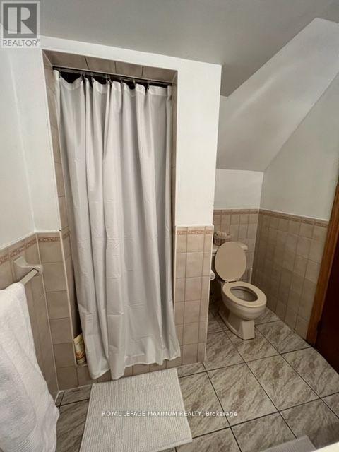 Lower - 48 Plowshare Crescent, Toronto, Ontario  M9V 4Y2 - Photo 3 - W12694796