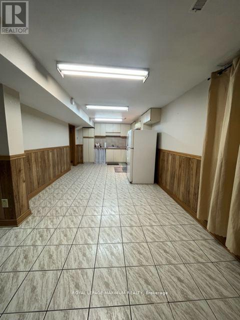 Lower - 48 Plowshare Crescent, Toronto, Ontario  M9V 4Y2 - Photo 8 - W12694796