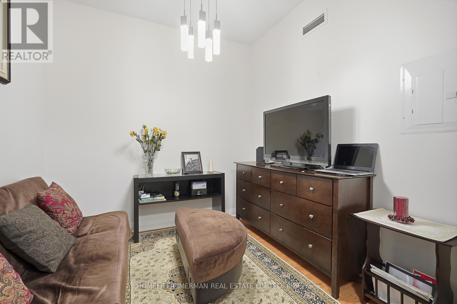 2006 - 1 Valhalla Inn Road, Toronto, Ontario  M9B 1S9 - Photo 16 - W12694834