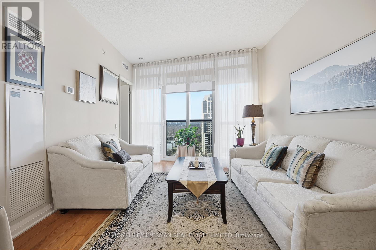 2006 - 1 Valhalla Inn Road, Toronto, Ontario  M9B 1S9 - Photo 5 - W12694834