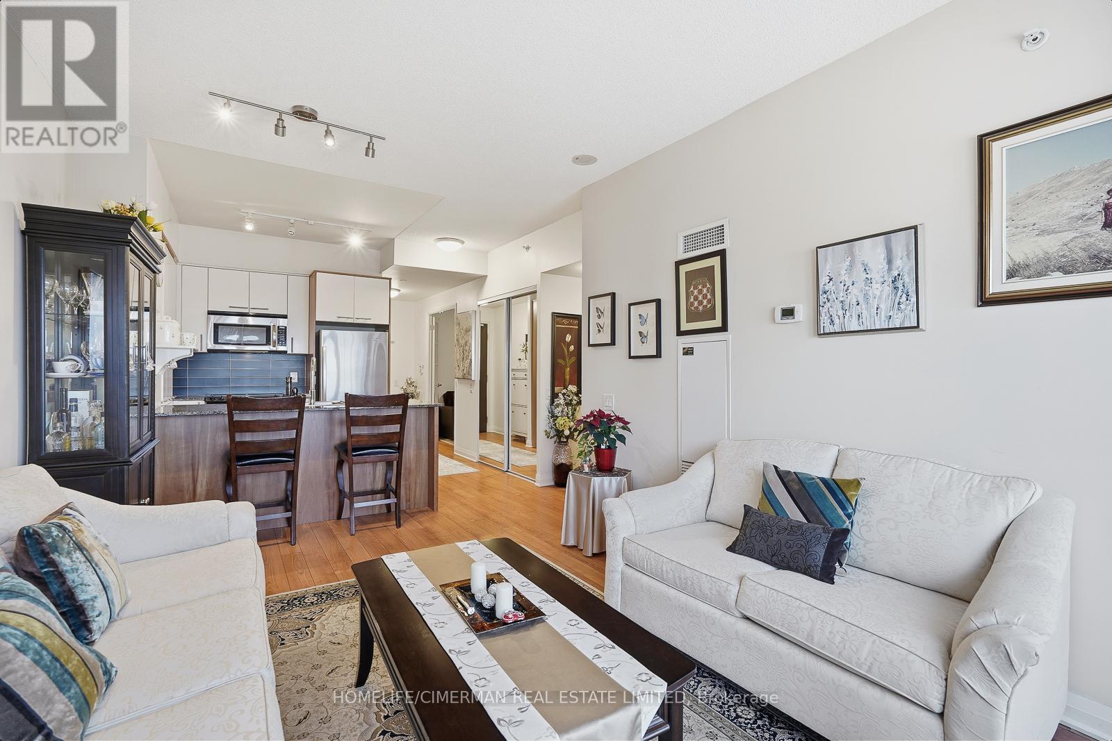 2006 - 1 Valhalla Inn Road, Toronto, Ontario  M9B 1S9 - Photo 7 - W12694834