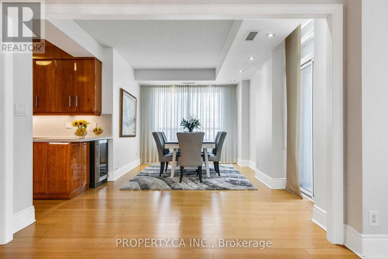 2804 - 3880 Duke Of York Boulevard, Mississauga, Ontario  L5B 4M7 - Photo 14 - W12694844