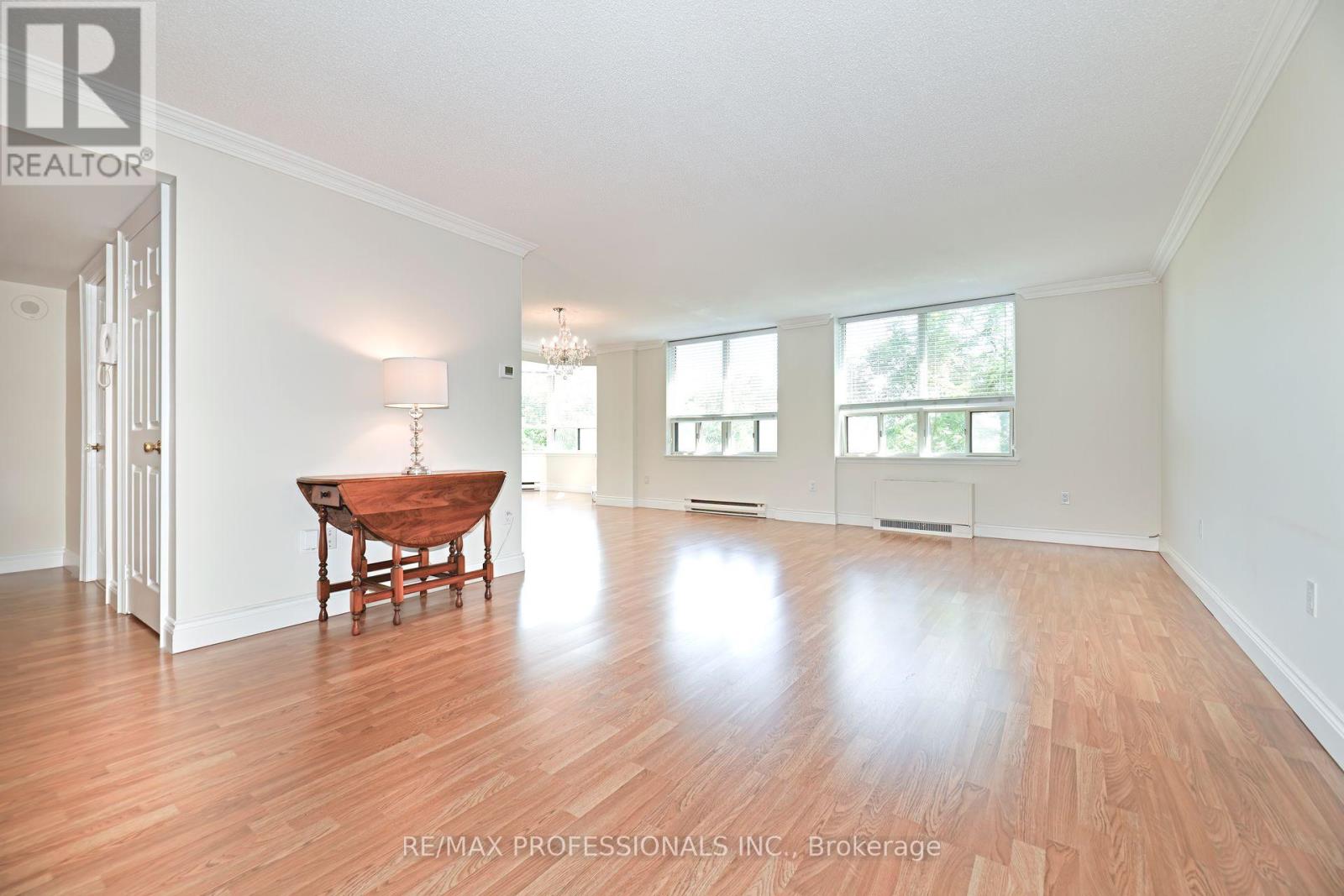 503 - 58 Church Street, Brampton (Downtown Brampton), Ontario  L6V 4A8 - Photo 2 - W12694892