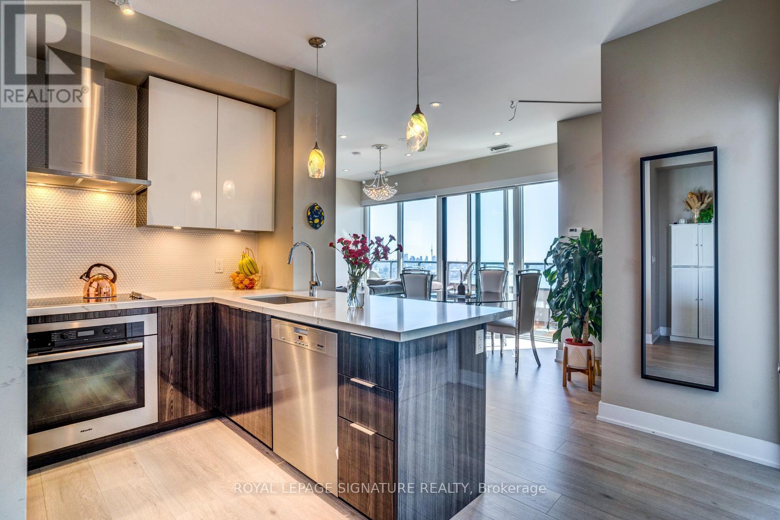 Lph05a - 30 Shore Breeze Drive, Toronto (Mimico), Ontario  M8V 0J1 - Photo 6 - W12694904