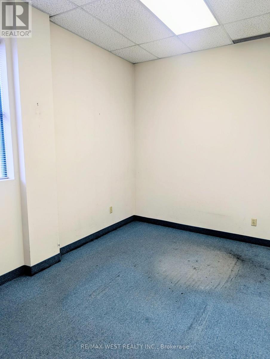 202 - 1965 Britannia Road W, Mississauga, Ontario  L5M 4Y4 - Photo 6 - W12694934