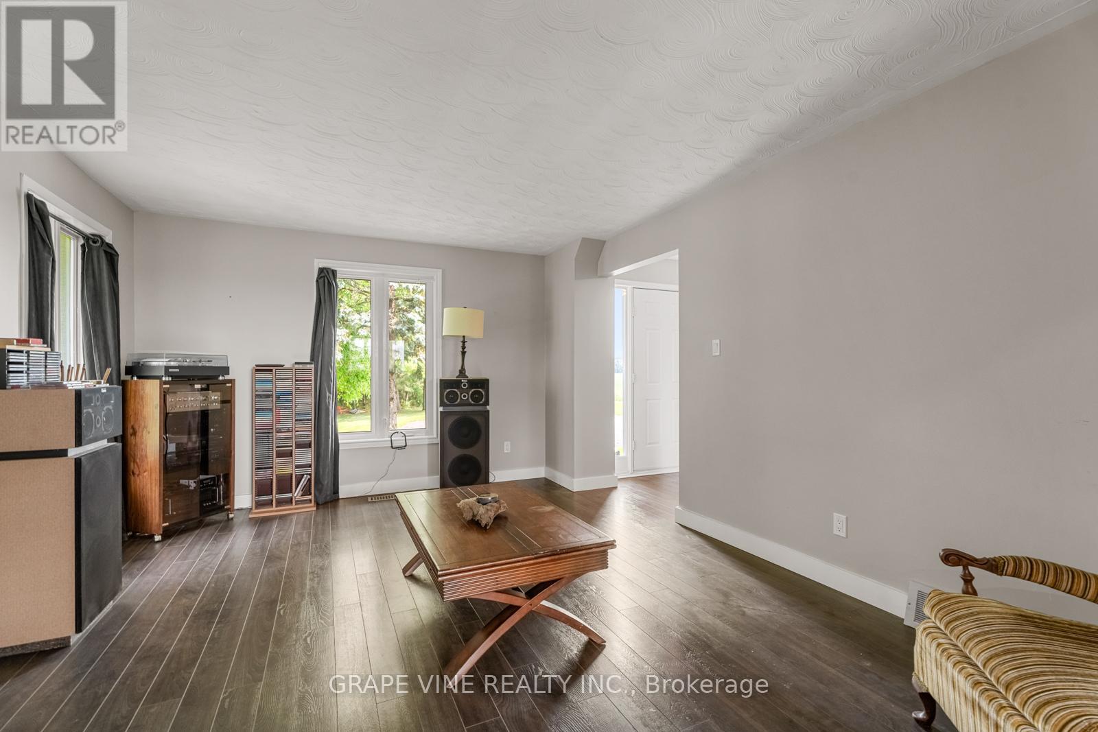 5073 Rushmore Road, Ottawa, Ontario  K0A 2Z0 - Photo 9 - X12695100