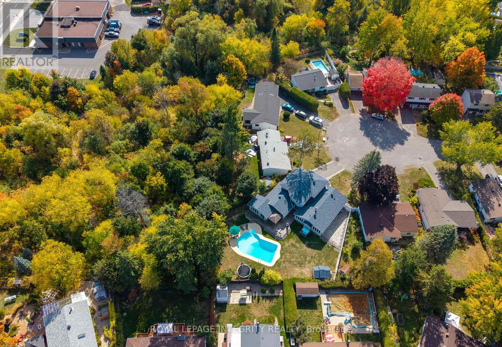 16 St Andrews Circle, Ottawa, Ontario  K2L 1L3 - Photo 47 - X12695174