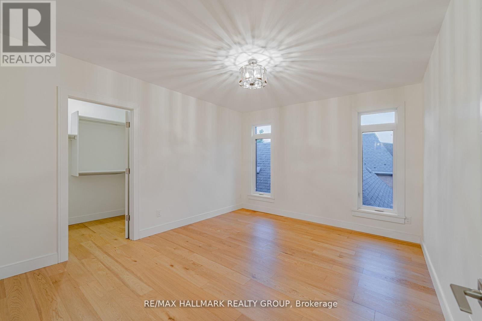 14 Thornton Avenue, Ottawa, Ontario  K1S 2R9 - Photo 32 - X12695194