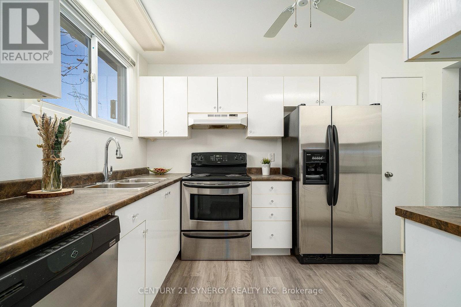 46 - 7 Glencoe Street, Ottawa, Ontario  K2H 8S5 - Photo 3 - X12695224