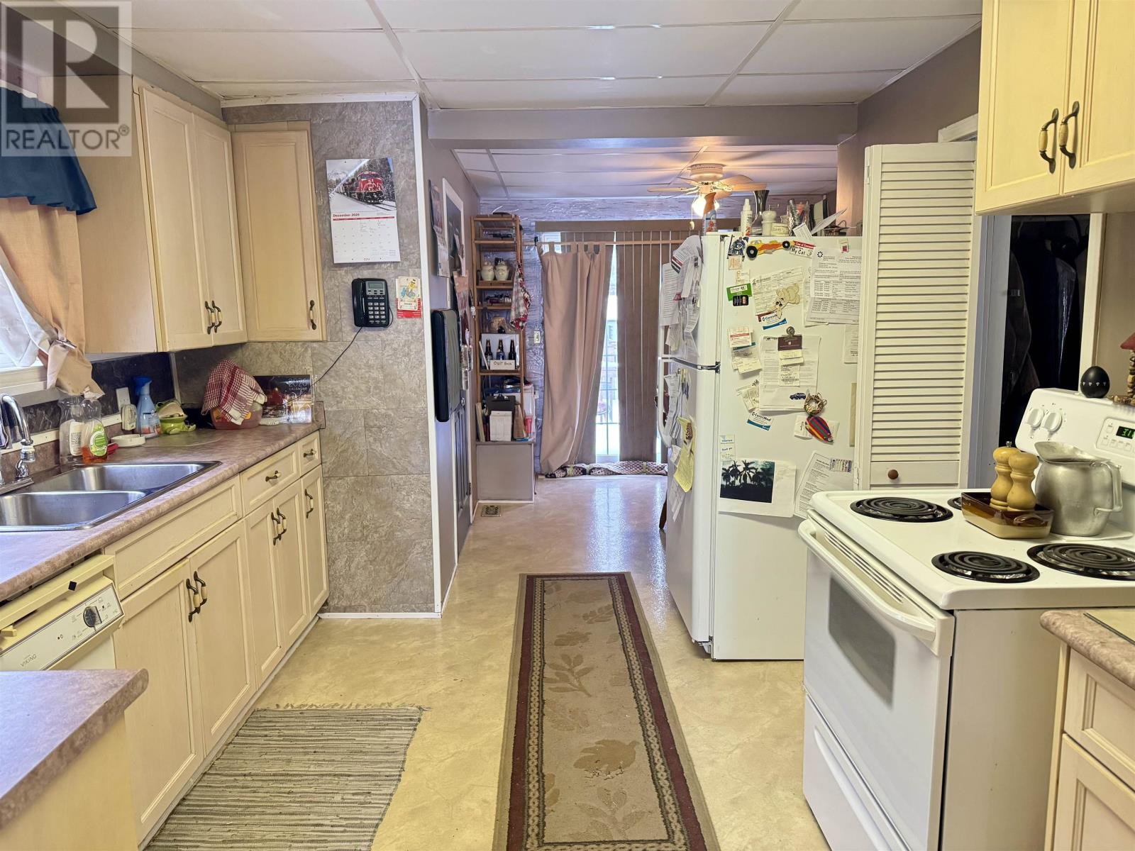 282 Ray Blvd, Thunder Bay, Ontario  P7B 4E4 - Photo 5 - TB2600036