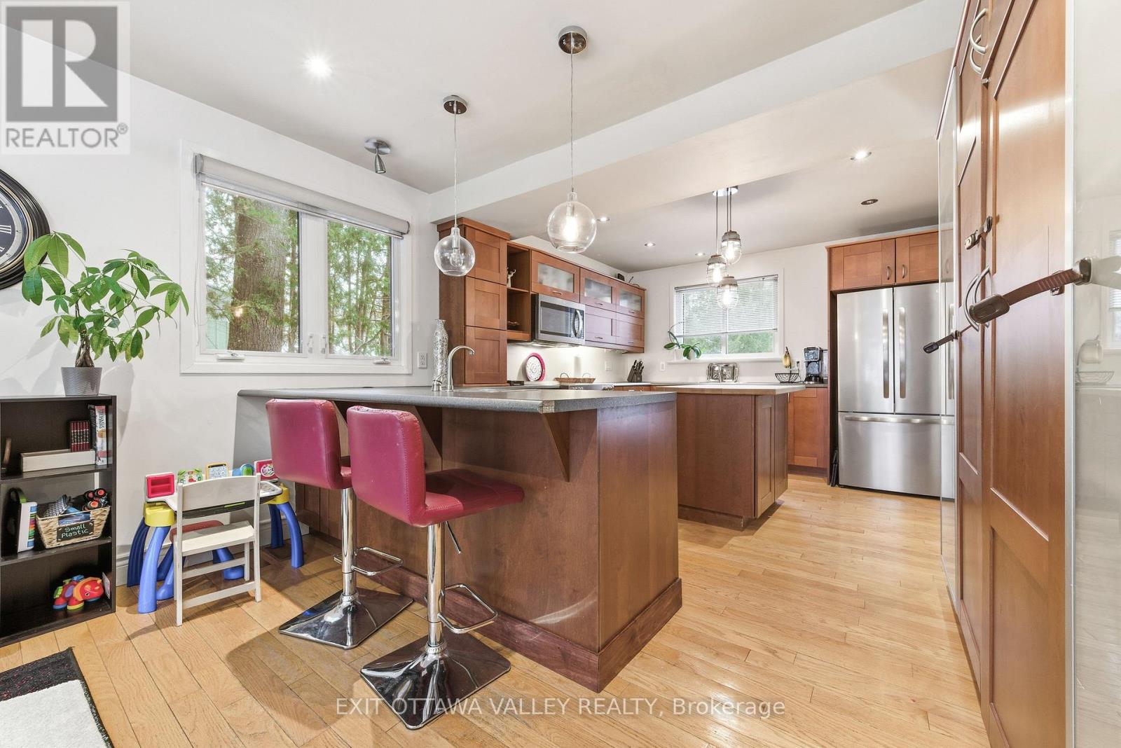 235 Thomas Street, Deep River, Ontario  K0J 1P0 - Photo 13 - X12695186