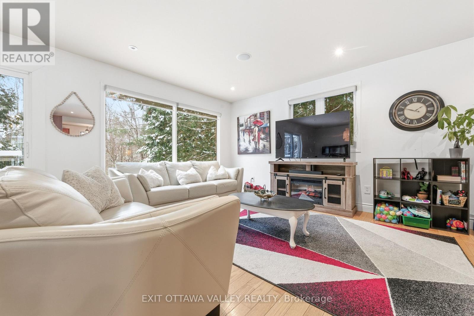 235 Thomas Street, Deep River, Ontario  K0J 1P0 - Photo 16 - X12695186