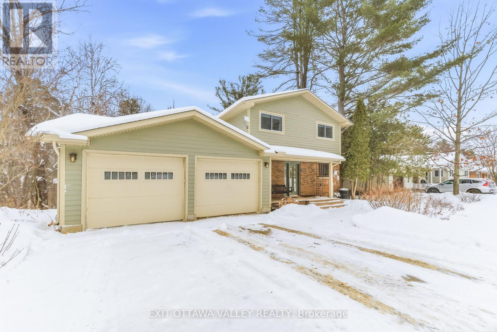 235 Thomas Street, Deep River, Ontario  K0J 1P0 - Photo 2 - X12695186