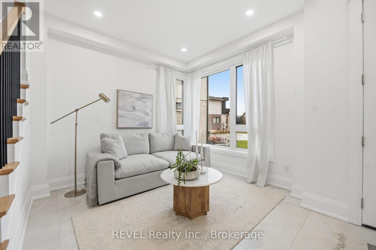 7781 Secretariat Court, Niagara Falls, Ontario  L2H 3V3 - Photo 7 - X12695058