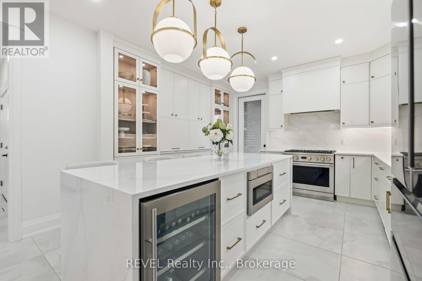 7781 Secretariat Court, Niagara Falls, Ontario  L2H 3V3 - Photo 9 - X12695058