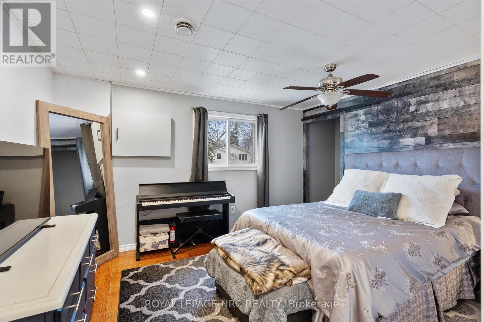 7552 Dorchester Road, Niagara Falls, Ontario  L2G 5W2 - Photo 13 - X12695120